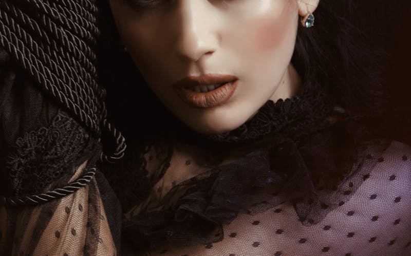 Dark and sensual — the mood of restraint play